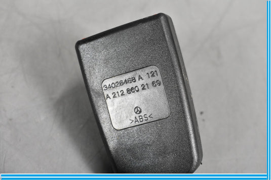 12-18 Mercedes CLS550 W218 Rear Left Driver Side Seat Belt Buckle Oem