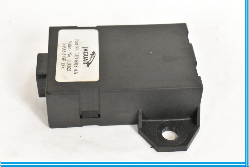 Load image into Gallery viewer, 00-05 Jaguar XK8 X100 Rain Sensor Wiper Control Module LJD6018AA OEM
