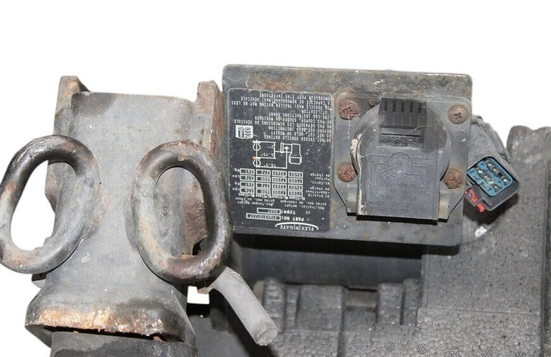 Load image into Gallery viewer, 07-12 Mercedes GL320 GL550 Trailer Rear Tow Hitch Reinforcement Bar Assembly Oem
