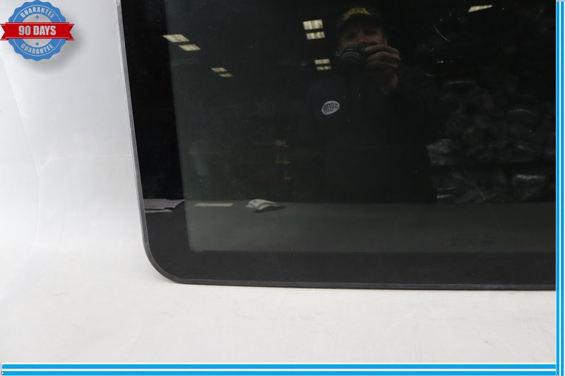 Load image into Gallery viewer, 07-13 Mercedes W221 S400 S550 Top Upper Sunroof Sun Roof Glass Panel Oem
