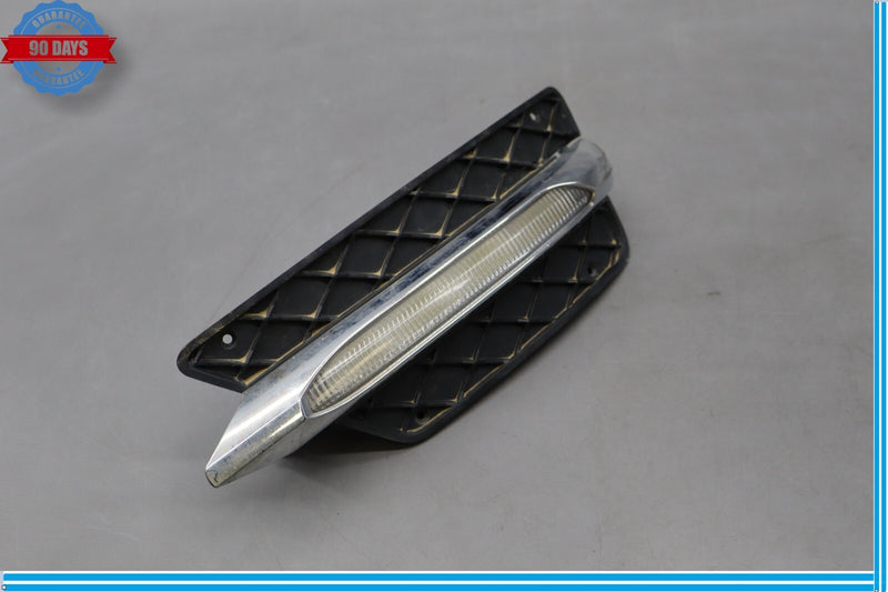 Load image into Gallery viewer, 08-15 Mercedes W204 C300 C350 Front Bumper Left LED Fog Light Grille Grill Oem
