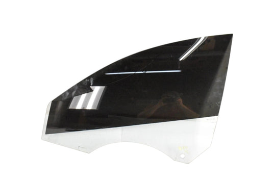 14-18 Mercedes CLA250 Front Left Driver Side Door Window Glass 43R00050 Oem