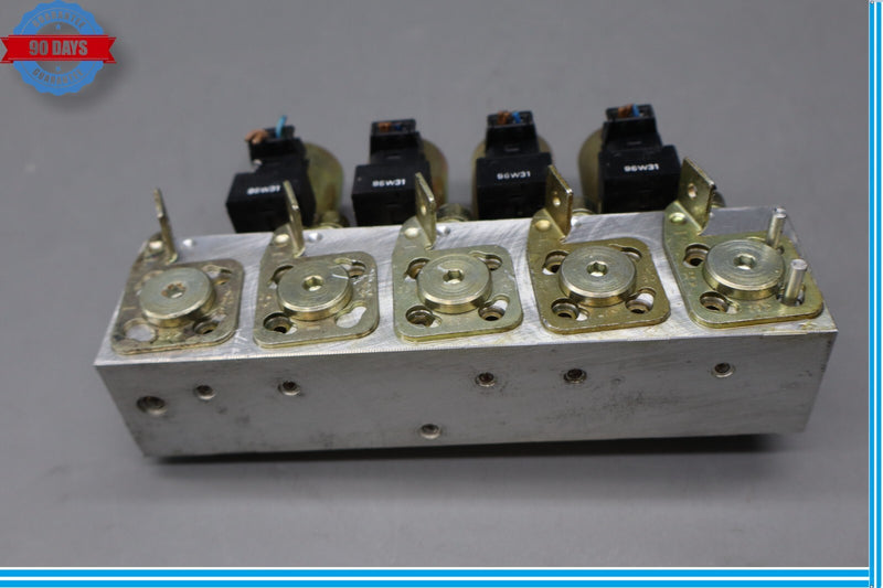 Load image into Gallery viewer, 94-02 Mercedes R129 SL320 SL500 Convertible Top Left Hydraulic Valve Block Oem
