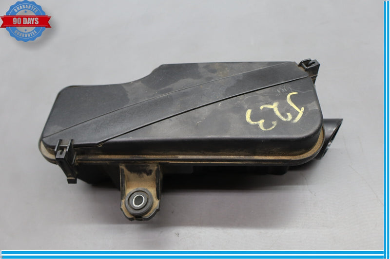 Load image into Gallery viewer, 12-16 Hyundai Equus Engine Air Cleaner Filter Housing Intake Box Oem
