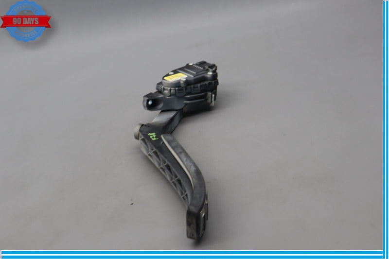 Load image into Gallery viewer, 03-18 Porsche Cayenne 955 957 Turbo Engine Gas Throttle Accelerator Pedal Oem
