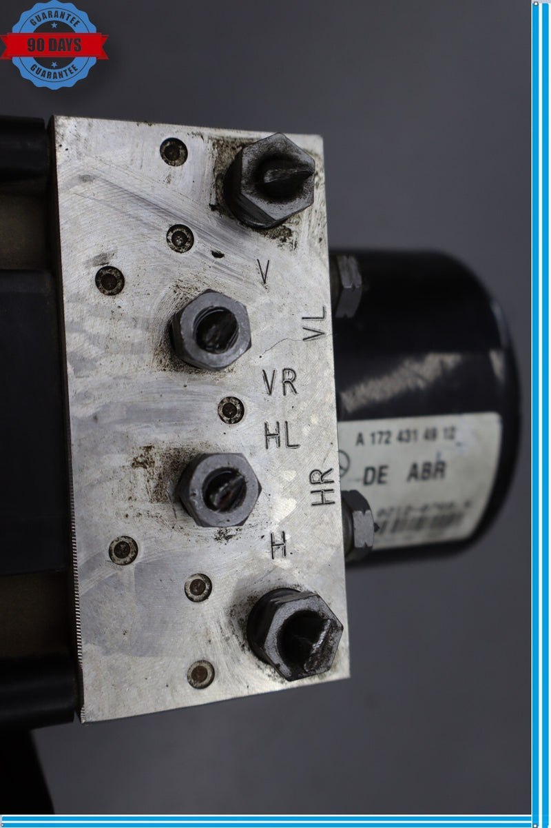 Load image into Gallery viewer, 12-15 Mercedes W204 C250 ABS Anti Brake Pump Control Module Unit 1729011102 Oem
