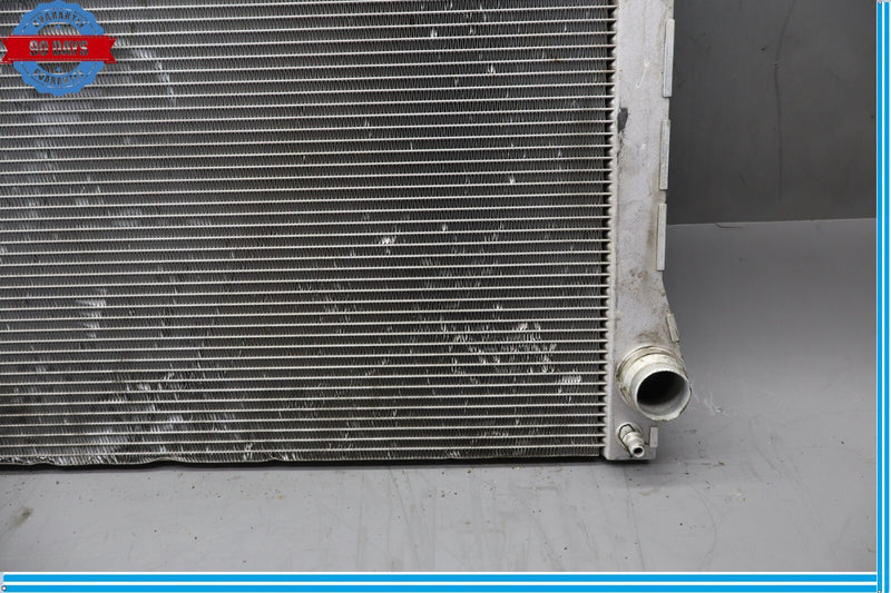 Load image into Gallery viewer, 10-15 BMW 750Li 750Li xDrive Engine Main Large Grade Radiator Oem
