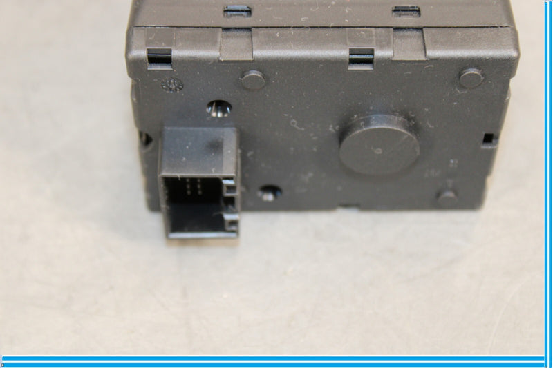 Load image into Gallery viewer, 11-14 Porsche Cayenne Engine Start Ignition Switch Module W/ Key Fob Oem
