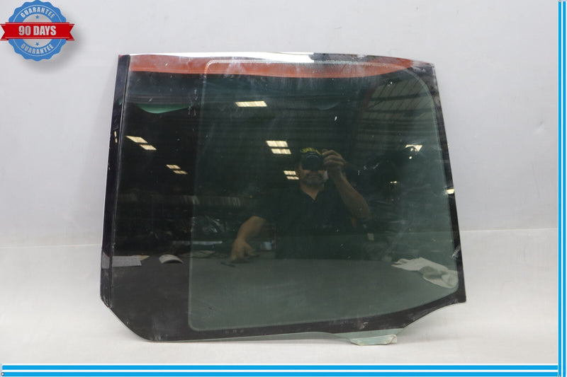 Load image into Gallery viewer, 2014 BMW i3 I01 Rear Left Driver Side Door Window Glass 7288185 Oem
