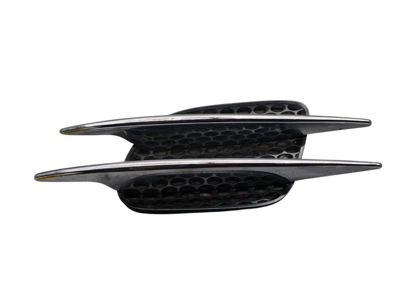 Load image into Gallery viewer, 03-08 Mercedes R230 SL500 SL55 AMG Right Side Fender Grill Grille Vent Oem
