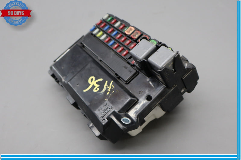 Load image into Gallery viewer, 07-17 Lexus LS460 Engine Room Junction Fuse Relay Black 82720-50081 Oem
