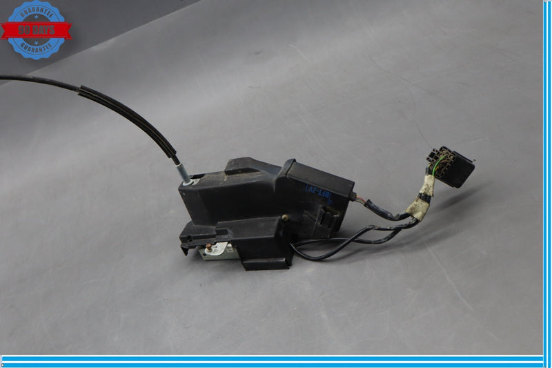 Load image into Gallery viewer, 97-06 Jaguar XK8 XKR X100 Right Passenger Inside Door Handle W/ Lock Oem
