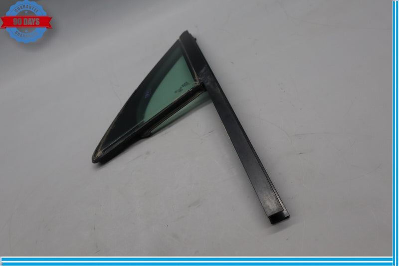 Load image into Gallery viewer, 11-17 Volkswagen VW Touareg Front Right Side Door Quarter Auto Vent Glass Oem
