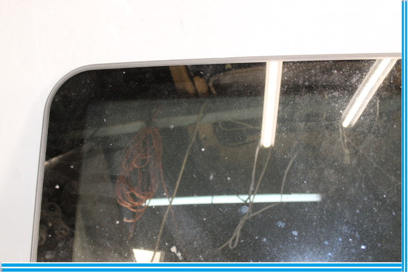 Load image into Gallery viewer, 06-13 Mercedes X164 GL350 ML550 R350 Sunroof Sun Roof Glass 2517800021 OEM
