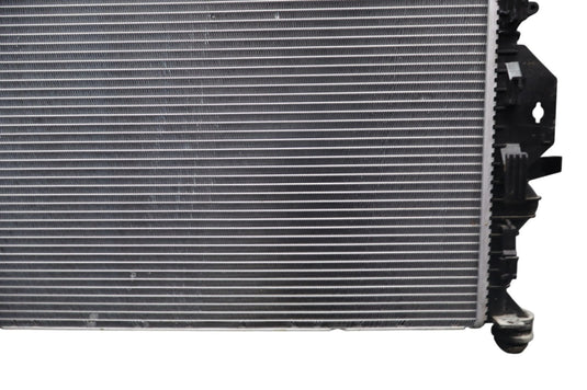 08-17 LR Range Rover Evoque L538 Engine Cooling Radiator Assembly 6G918005FD Oem
