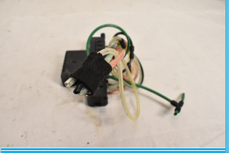 Load image into Gallery viewer, 04-08 Maserati Quattroporte Front Left Driver Seat Air Valve G3CV20 Oem
