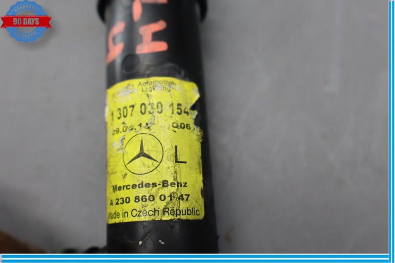 Load image into Gallery viewer, 03-11 Mercedes R230 SL500 SL550 Left Driver Side Headlight Washer Pump Oem
