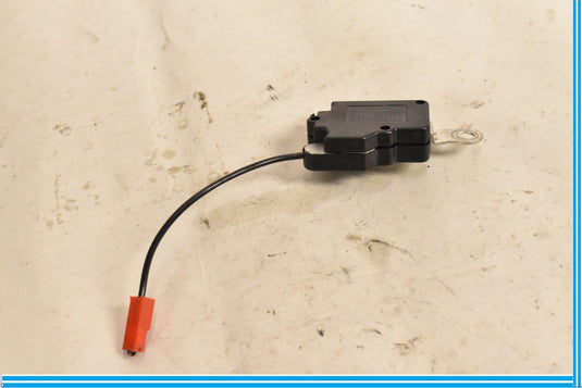 00-06 Mercedes CL500 CL600 W215 Rear Right Radio Antenna Noise Filter Oem