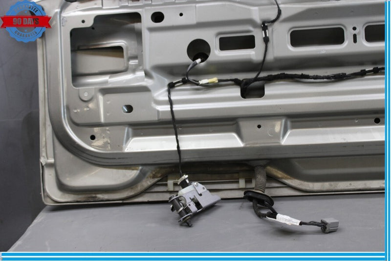 Load image into Gallery viewer, 03-12 Land Rover Range Rover L322 Lower Trunk Lid Liftgate Tailgate Hatch Oem
