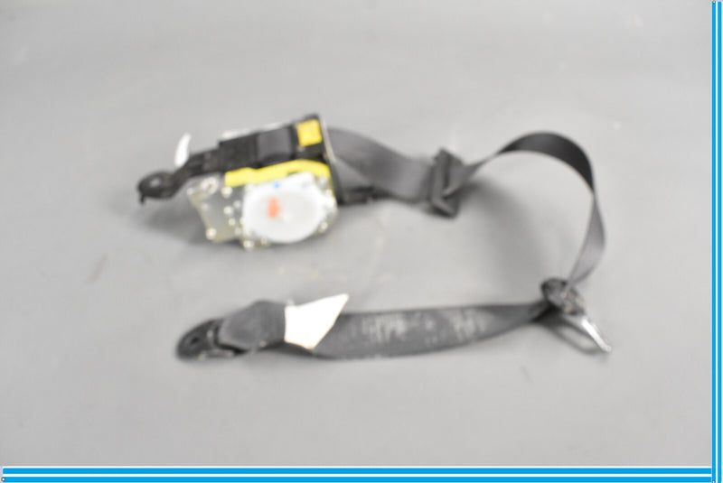 Load image into Gallery viewer, LEXUS LS460 XF40 REAR RIGHT SIDE SEAT BELT SEATBELT RETRACTOR OEM 2007 - 2009
