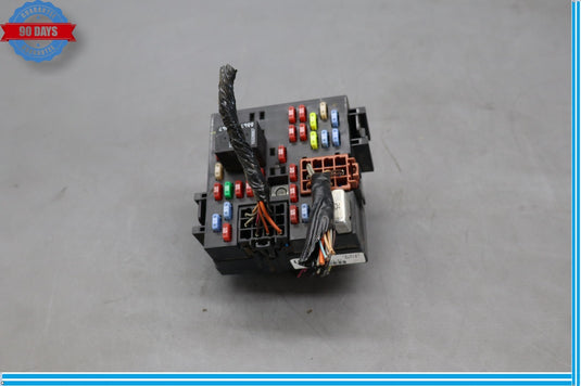 03-07 HUMMER H2 Turn Signal Lamp Fuse Box Relay Junction Block  W/ Bracket Oem