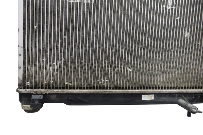 Load image into Gallery viewer, 07-11 Lexus GS450 GS450h 305L Engine Cooling Radiator Assembly 1640031370 Oem
