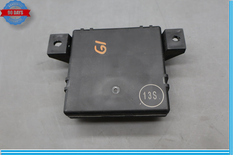 Load image into Gallery viewer, 10-16 Porsche Panamera Gateway Computer Control Module Unit ECU ECM Oem
