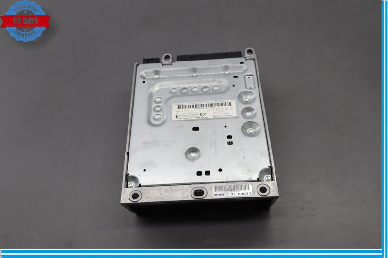Load image into Gallery viewer, 08-18 Mercedes C300 CLS550 E350 E550 Amplifier Amp Harman/Becker 2469008213 Oem
