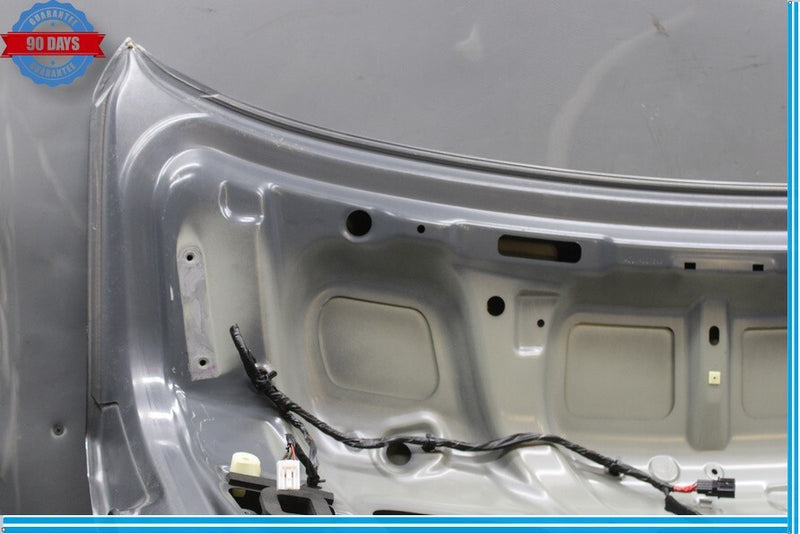Load image into Gallery viewer, 15-16 Hyundai Genesis Rear Trunk Lid Panel Assembly White 69200-B1020 Oem
