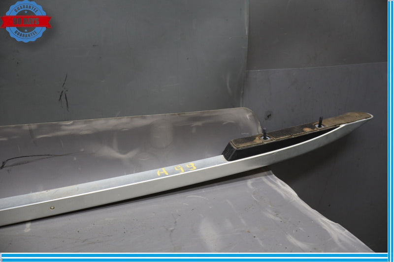 Load image into Gallery viewer, 11-17 Volkswagen Touareg Right Side Roof Rail Rack Luggage Carrier Molding Oem
