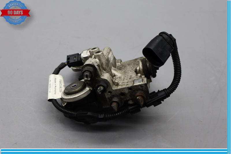 Load image into Gallery viewer, 10-16 Porsche Panamera Turbo Rear Stabilizer Sway Bar Control Block Oem
