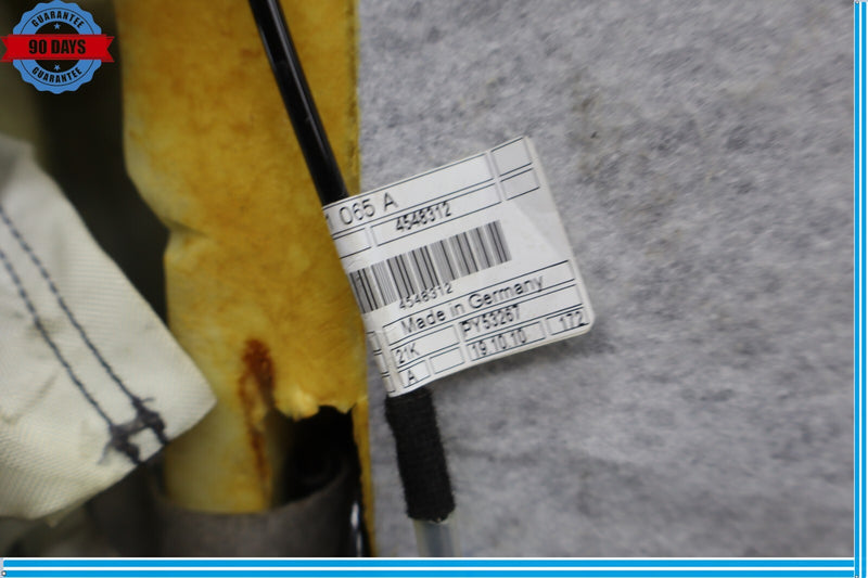 Load image into Gallery viewer, 11-18 Audi A8 A8L Quattro Front Left Driver Side Upper Seat Cushion Oem
