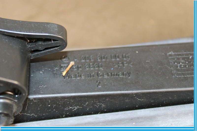 Load image into Gallery viewer, 06-09 Mercedes R230 SL550 SL500 Gas Accelerator Pedal Assembly Oem
