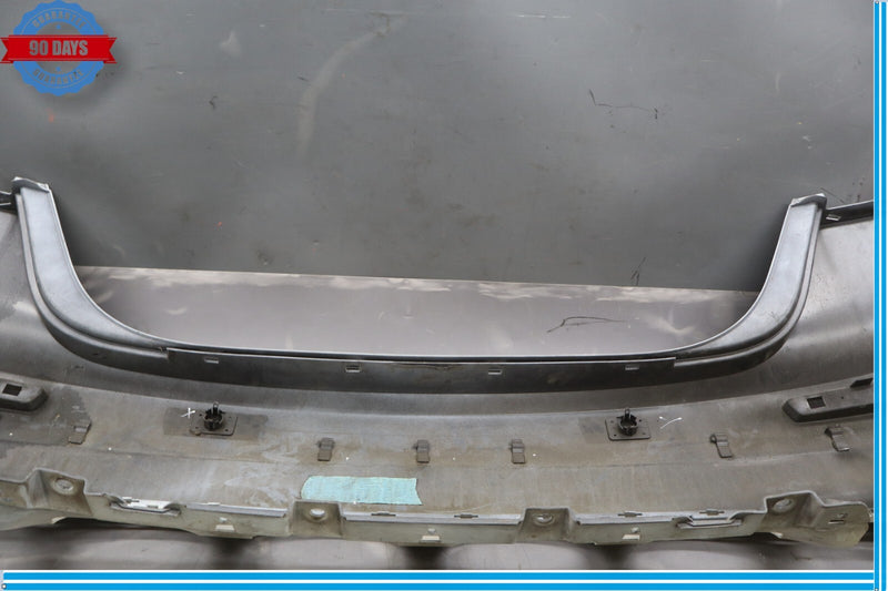 Load image into Gallery viewer, 14-17 Maserati Ghibli M157 Rear Lower Bumper Cover Assembly White Oem
