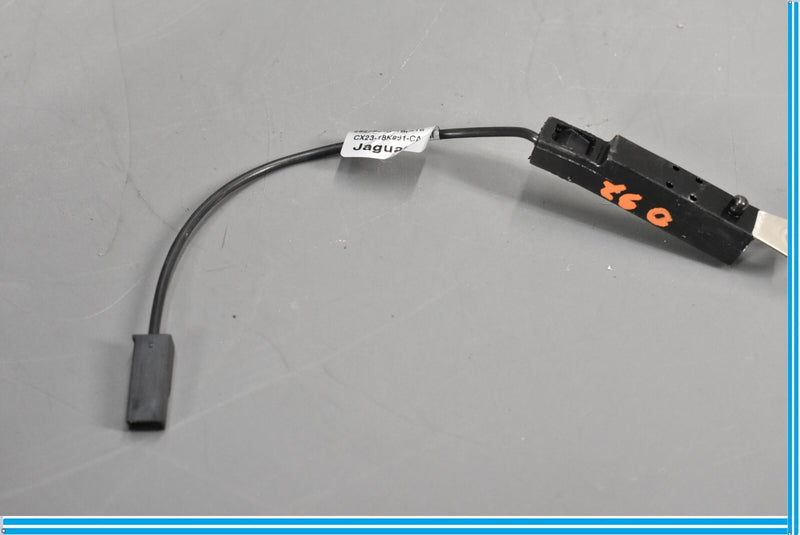 Load image into Gallery viewer, 18-20 Jaguar E-Pace Rear Left Side Antenna Amplifier Isolator Module Oem
