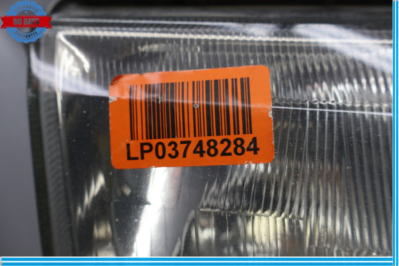 Load image into Gallery viewer, 95-99 Mercedes W140 S500 Front Right Passenger Side Headlight Light Lamp Oem
