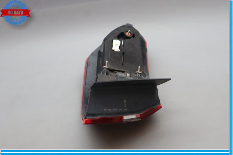 Load image into Gallery viewer, 10-13 Mercedes W212 E350 Sedan Right Passenger Side LED Tail Light Lamp Oem
