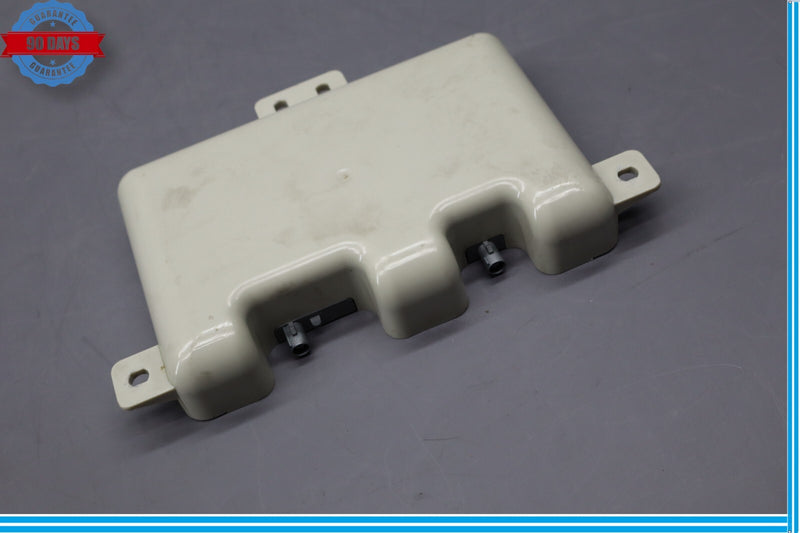 Load image into Gallery viewer, 04-10 BMW 645Ci 650i Right Passenger Side Multi-band Antenna Module Oem
