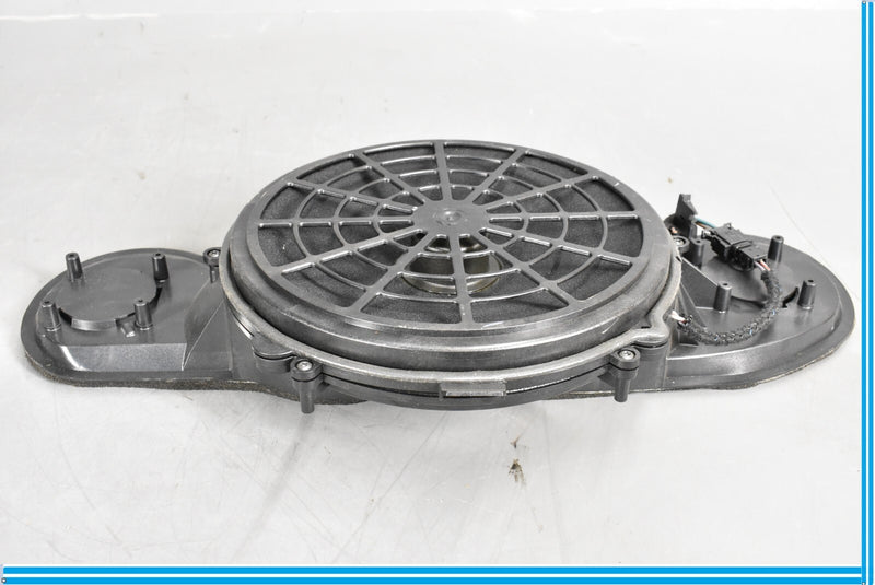 Load image into Gallery viewer, 00-06 Mercedes S500 S600 W220 Rear Deck Bose Subwoofer Speaker 2208204702 Oem
