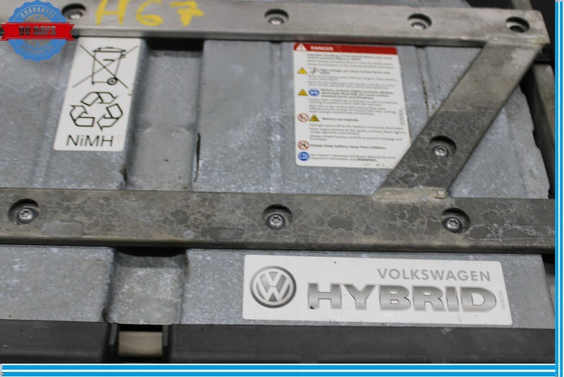 Load image into Gallery viewer, 11-14 Volkswagen VW Touareg Engine High Voltage Battery 7P0915590J Oem
