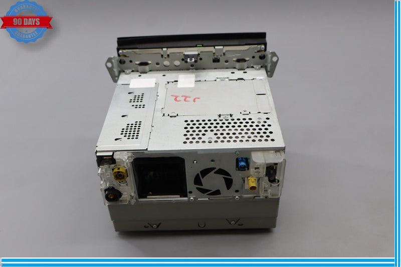 Load image into Gallery viewer, 2011 Porsche Cayenne 958 Turbo Command Head Unit Navigation Radio Oem
