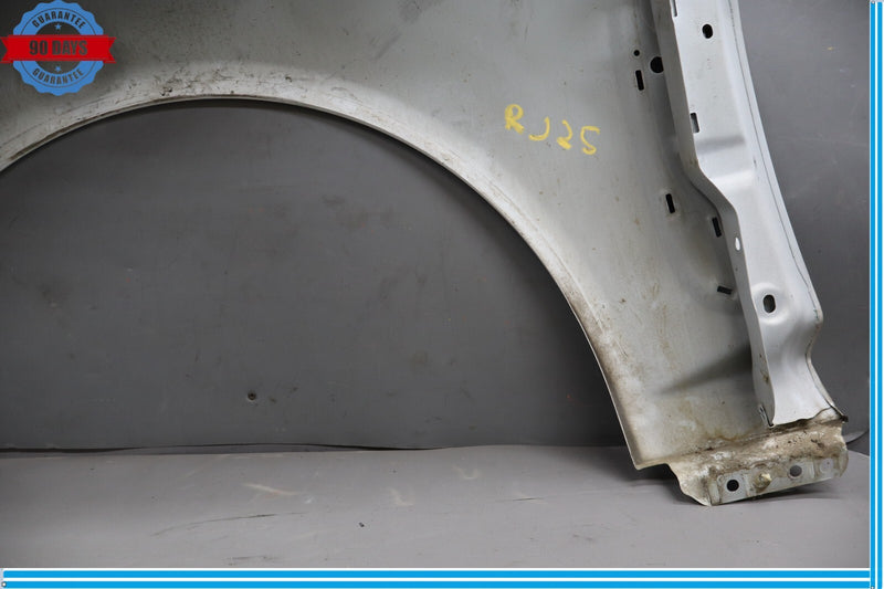 Load image into Gallery viewer, 09-11 Jaguar X250 XF XFR Front Right Passenger Side Fender Assembly Oem
