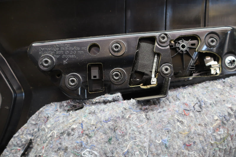 Load image into Gallery viewer, 10-13 Mercedes E350 E550 Convertible Front Left Side Interior Door Panel Oem
