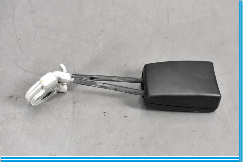Load image into Gallery viewer, 06-11 Mercedes CLS550 CLS500 W219 Rear Left Side Seat Belt Seatbelt Buckle Oem
