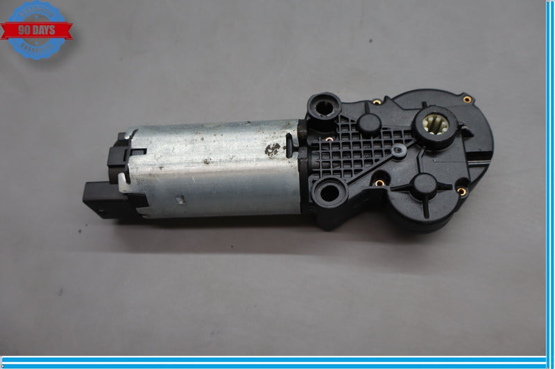 Load image into Gallery viewer, 12-19 Mercedes GL450 GL550 X166 Rear 3rd Third Row Seat Motor Oem

