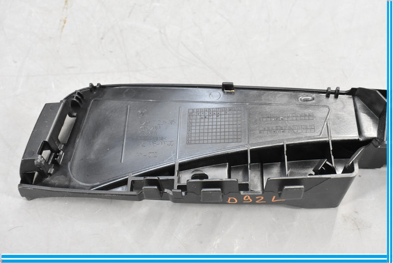 Load image into Gallery viewer, 12-18 BMW F12 F13 650i Front Left Side Seat Switch Panel Support Bracket Oem
