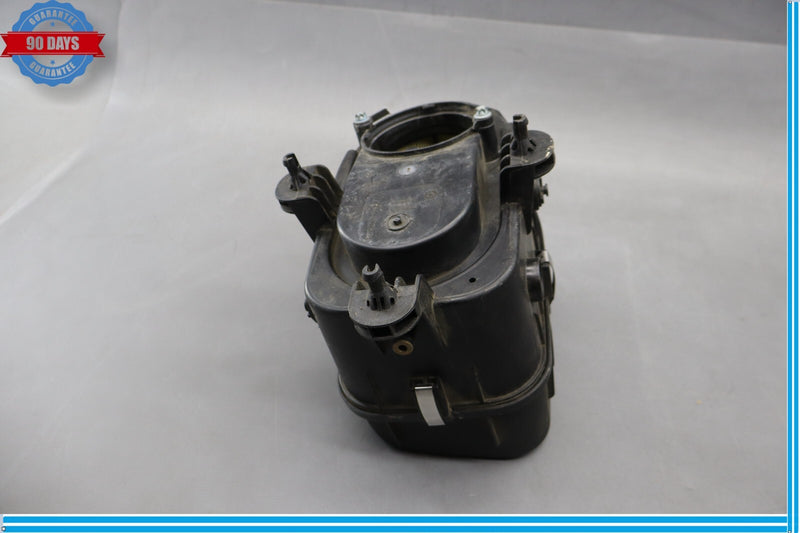 Load image into Gallery viewer, 14-21 Maserati Ghibli Right Side Engine Air Cleaner Housing Filter Box Oem

