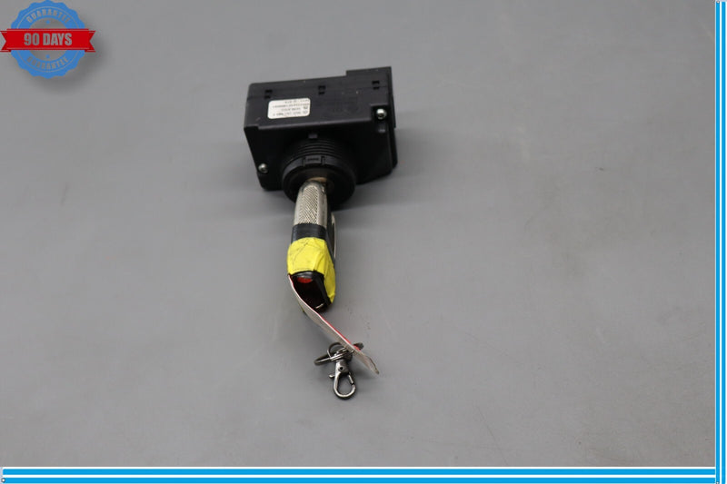 Load image into Gallery viewer, 03-12 Bentley Continental Flying Spur Start Ignition Switch Module w/ Key Oem
