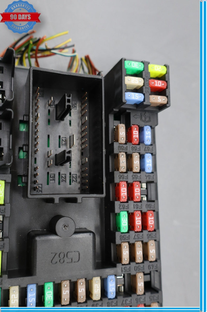 Load image into Gallery viewer, 10-12 Land Rover Range Rover L322 Dashboard Relay Fuse Box AH4214F041AJ Oem
