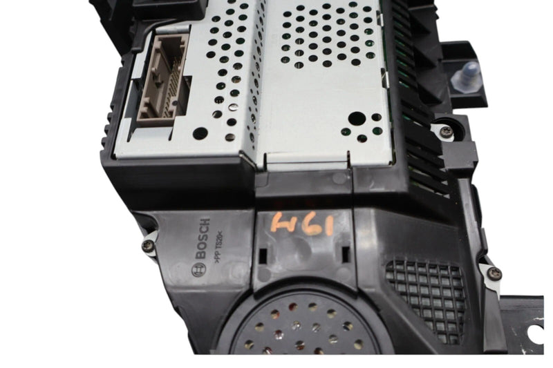 Load image into Gallery viewer, 11-12 Volkswagen VW Touareg Instrument Cluster Gauge Speedometer 7P6920980 Oem
